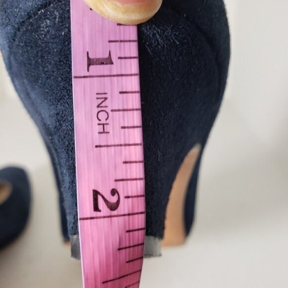 Salvatore Ferragamo Closed Toe Suede Slip-on Pumps - Picture 8 of 9